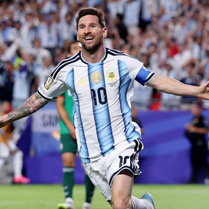 Maior artilheiro da história das Copas, Messi quase não virou jogador de futebol; entenda o tratamento com mais de 2 mil injeções que mudou seu destino
