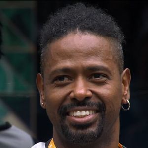 Leandro Boneco, quarto colocado do 'BBB 26', segue entre os ex-participantes próximos da campeã Ana Paula Renault