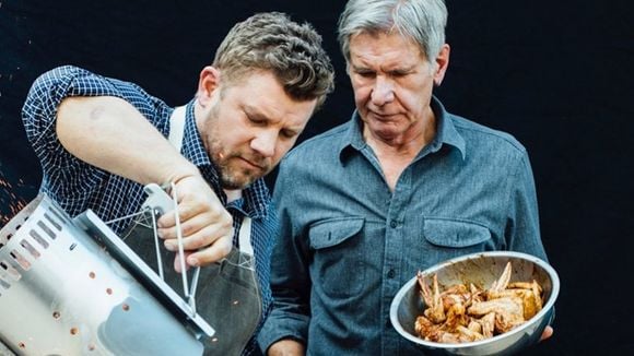 Ben Ford, filho de Harrison Ford, revela o prato da infância preparado pelo pai famoso que nunca esqueceu: 'Sanduíche de queijo grelhado em pão integral com um cheddar muito bom, tomate e molho Worcestershire'