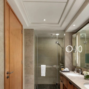 O hotel escolhido por Richarlison para pedir Amanda Araújo em casamento possui suítes de até 232 m², além de quartos com vista panorâmica para Londres