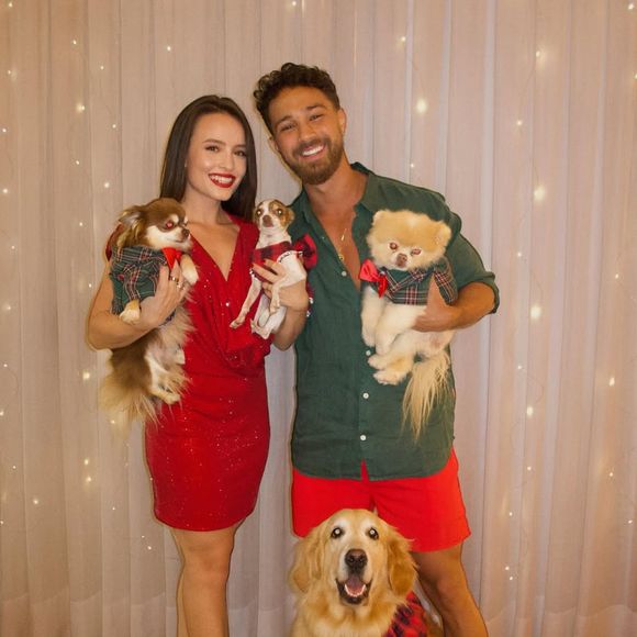 Natal dos famosos: Larissa Manoela passa com o marido, André Luiz Frambach, e família do ator