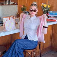 Nem Nike, nem Adidas: esse tênis retrô na cor 'chiclete mascado' é o favorito da Geração Z que deixou o modelo Samba no chinelo