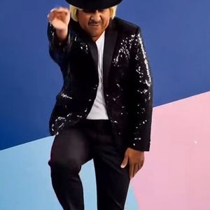 Do sucesso de 'Florentina' ao visual de Michael Jackson: Tiririca atualiza sua fórmula de campanha e volta a unir humor, popularidade e personagens conhecidos para buscar votos, segundo a Revista Veja