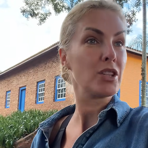 Faltando menos de um mês para o casamento, a reforma da Casa Gialla ainda estava na reta final. De acordo com a Quem, Ana Hickmann contou que imaginava que tudo estaria 100% pronto, mas explicou que alguns detalhes pequenos ainda precisavam de atenção antes da celebração