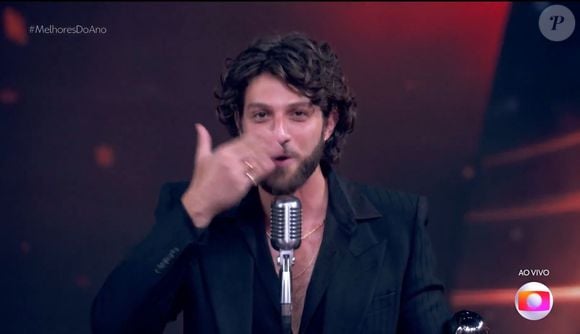 Chay Suede também ganhou o prêmio 'Melhores do Ano'