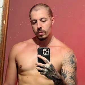 Alemão relata: ‘A vaga era exatamente na entrada do prédio. Todos os moradores eram obrigados a passar do lado do carro. E aí isso gerou um constrangimento’