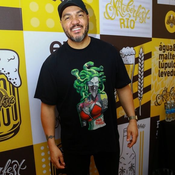 Visual mais jovem de Belo tem chamado atenção em diversos eventos e ocasiões