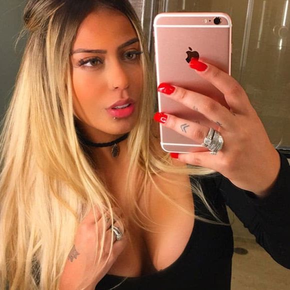 Rafaella Santos também não se apega a visual e está sempre mudando sua aparência