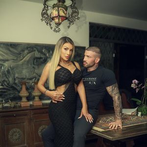 Andressa Urach sofreu com o deslocamento do DIU após gravar pornô com o ator espanhol Máximo Garcia