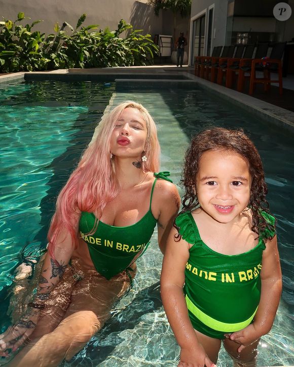 A influenciadora Karoline Lima fez um desabafo nesta semana sobre uma experiência negativa envolvendo a produção da festa de três anos de sua filha, Cecília