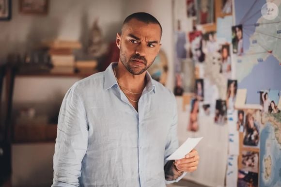 Daniel, no entanto, esconde um passado sombrio e começa a investigar alguns ocorridos com o hospital