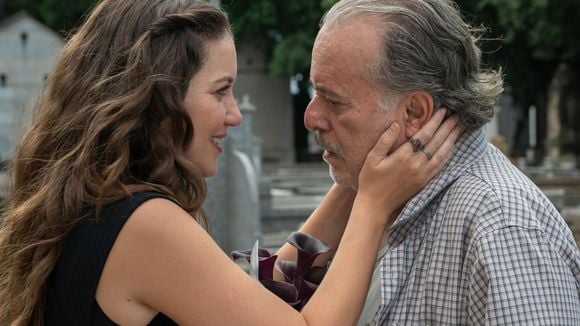 A misteriosa ligação de Francesca em 'Quem Ama Cuida' com novela de 17 anos atrás de Walcyr Carrasco intriga! Dois detalhes curiosos unem as tramas
