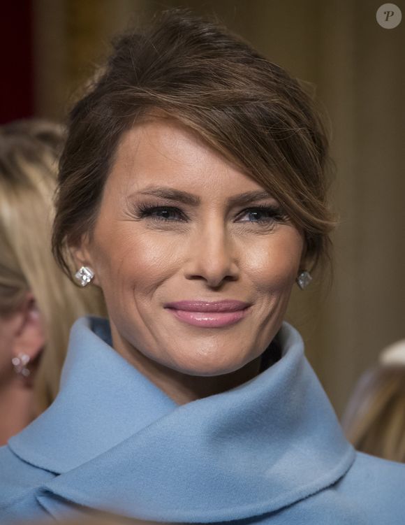 Melania Trump prefere porções menores de bebidas, bem no estilo europeu