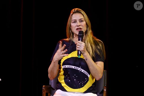 Luana Piovani, que hoje mora em Portugal, comentou sobre a relação conturbada com Dom em entrevista ao jornal O Globo