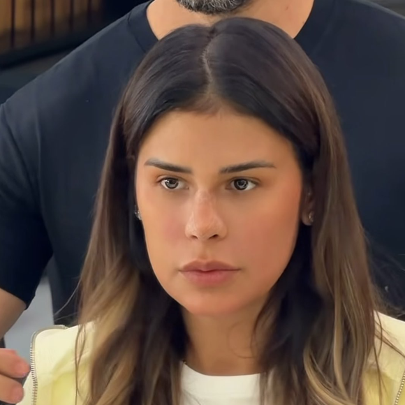 O novo nariz de Simone Mendes virou assunto após vídeo viralizar; cantora negou cirurgia e detalhou o procedimento feito na ponta nasal