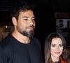 'Sandy está pagando muito pecado': com dente quebrado, namorado da cantora ironiza após provocação de internauta por foto na web. 'Não sei o que ela fez, tadinha', reage Pedro Andrade ao se comparar a Jim Carrey em filme