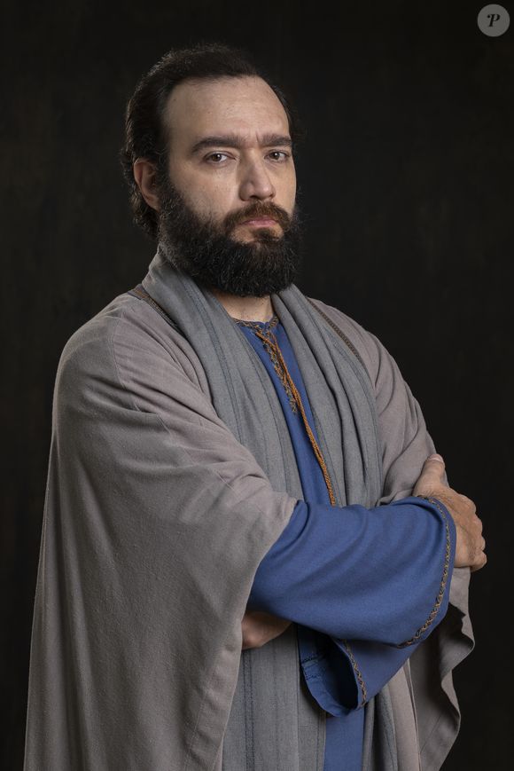 Áquila é o personagem de Paulo Gabriel na série 'Paulo, o Apóstolo'