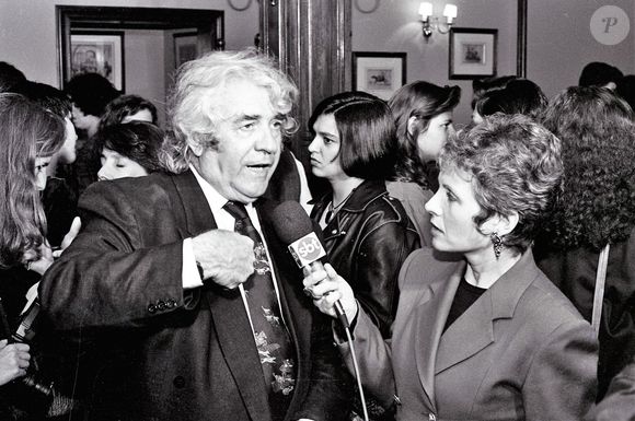 Juca de Oliveira relatou ter votado em Fernando Henrique Cardoso, em 1994, e Lula, 4 anos depois - foto ilustrativa de entrevista do ator ao SBT naquela década