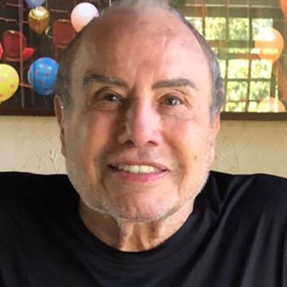 No entanto, por conta da idade avançada e de seu atual estado de saúde, o procedimento acabou sendo contraindicado.