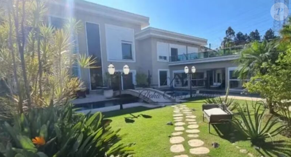Mansão de Luciano Camsrgo está à venda desde 2024