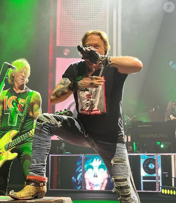 Axl Rose segue realizando shows com alta frequência e entregando o seu melhor no palco