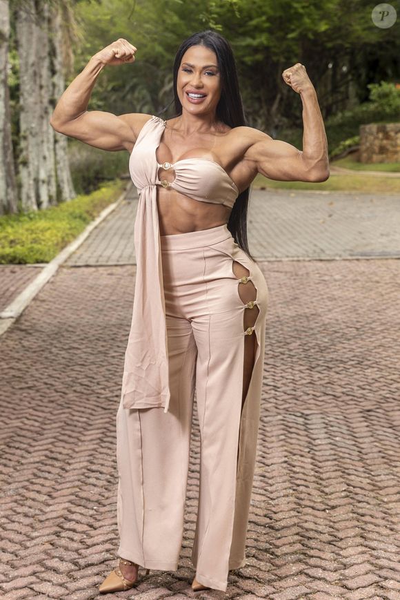 Gracyanne Barbosa é uma musa fitness