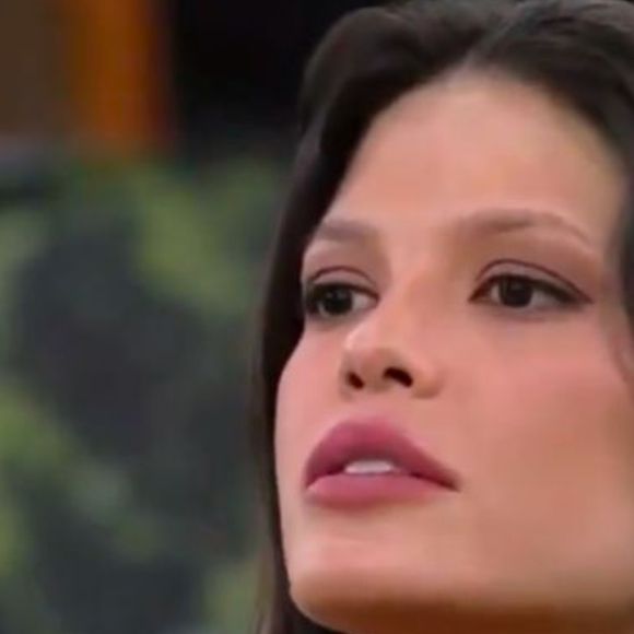 Eita! No 'BBB 25', Vitória Strada é detonada por ex-amiga de 15 anos e jovem revela mágoa por segredo sobre reality: 'Age com toxicidade'