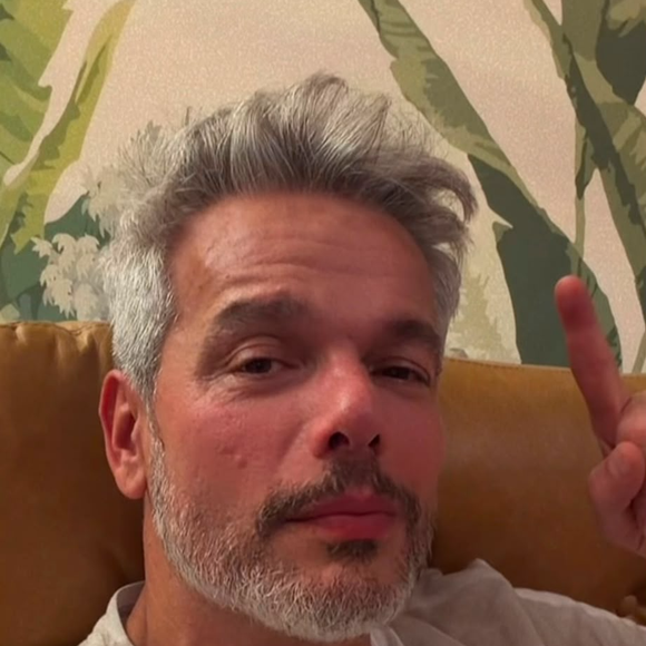 Participante da ‘Dança dos Famosos 2026’, Otaviano Costa revelou que se machucou durante um ensaio da competição na quarta-feira (19)