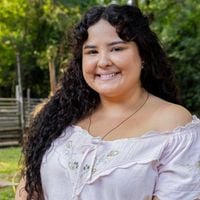 Quem é Castorine em 'Êta Mundo Melhor!'? Com Camila Queiroz fora do elenco, atriz deve causar mudança importante na novela: 'Muita coragem...'