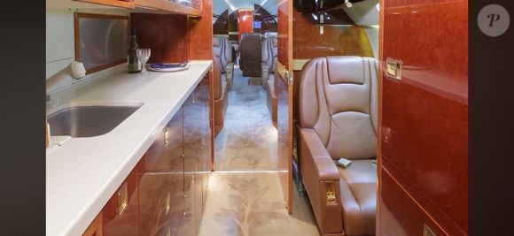 Detalhe do interior do Gulfstream V usado por Lionel Messi destaca acabamento sofisticado e espaço amplo