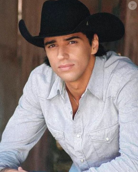 Depois do 'BBB 7', Alberto Cowboy continuou na vida artística e fez até shows sertanejos pelo Brasil