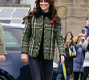 Kate Middleton gosta de apostar em casacos quentinhos, estruturados e mais diferentes para se sentir estilosa e aquecida no inverno.