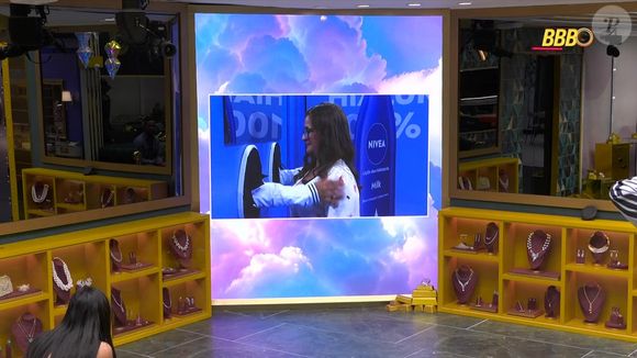Momento de Milena com a mãe foi exibido para os outros participantes, que se emocionaram com as duas