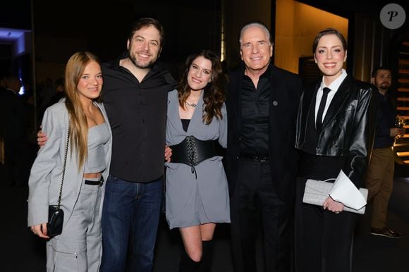 Roberto Justus é pai de Rafaella, Ricardo, Luiza, Fabiana e Vicky (não vista na foto)