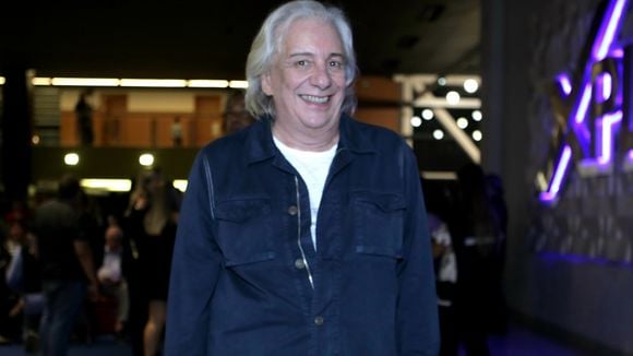 Marco Nanini na Justiça: ex-funcionário alega pagamento menor que salário mínimo com jornada de trabalho extensa e cobra quase R$ 90 mil de indenização, mas leva 18,3% do valor