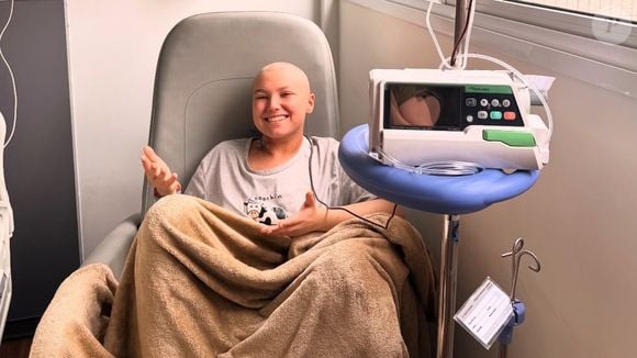 Internada na UTI, Isabel Veloso foi vítima de falsa notícia de sua morte em rede social, revoltando seu pai