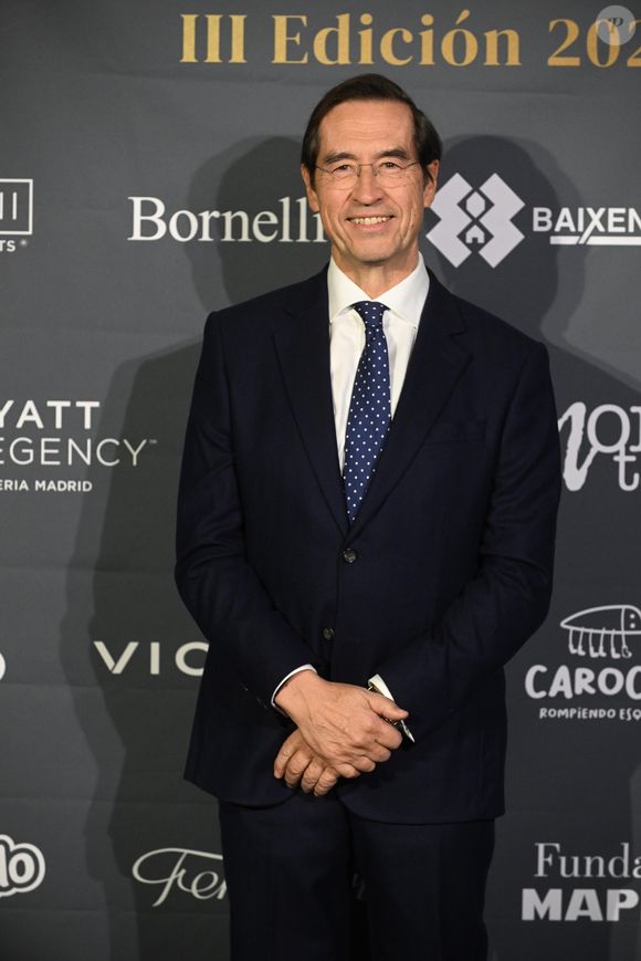 O Dr. Mario Alonso Puig é cirurgião e explicou os benefícios da escrita à mão em um estudo incomum sobre o assunto.