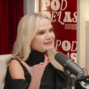 A apresentadora Eliana marcou presença recentemente no podcast 'PodDelas'.