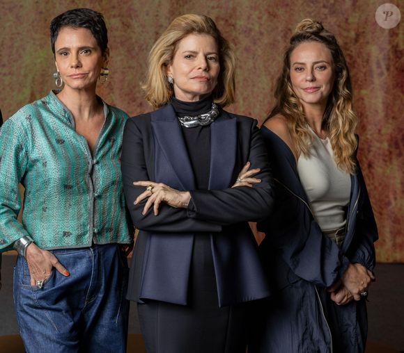 Celina e Heleninha são suspeitas pela morte de Odete Roitman