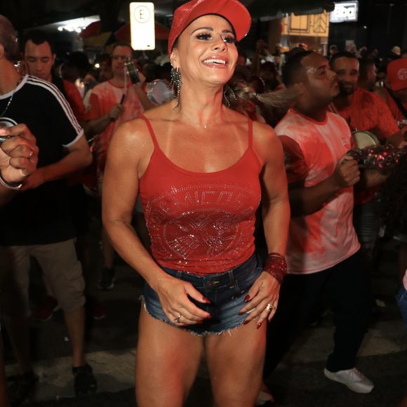 Viviane Araujo se recusou a participar de documentário do Belo