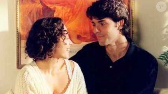 Bruno convida Joyce para uma viagem na reta final de 'História de Amor'