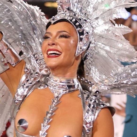 Paolla Oliveira deixa posto de rainha de bateria no fim do carnaval 2025: 'A nossa jornada representa um sentimento verdadeiro, que nos orgulha muito e ficará pra sempre marcada na nossa trajetória', disse a Grande Rio