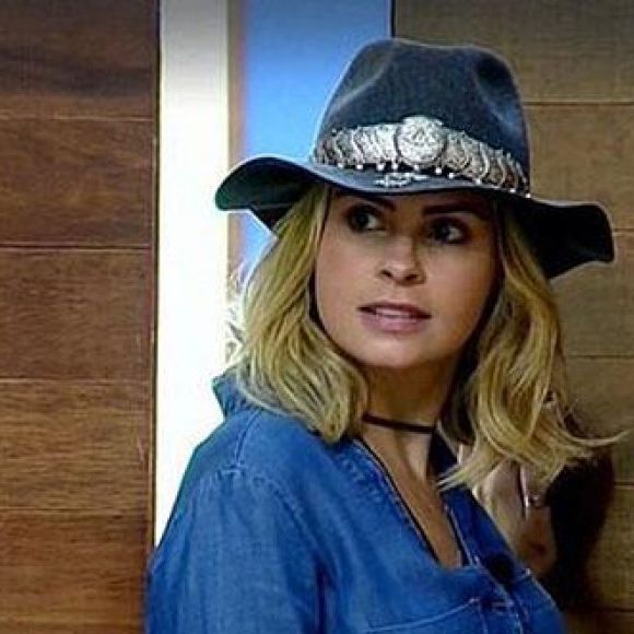 Ana Paula Renault participou de ‘A Fazenda 10’, em 2018, porém foi a 3ª eliminada
