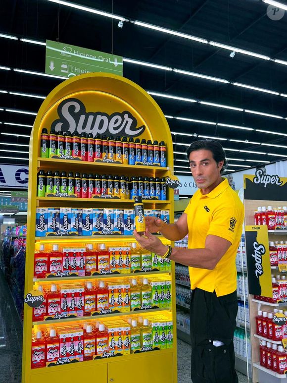 Sai a tradicional parceria com a Rexona e entra a Cimed, que passa a ocupar espaço estratégico no reality com a estreia de sua nova marca de personal care, Super.