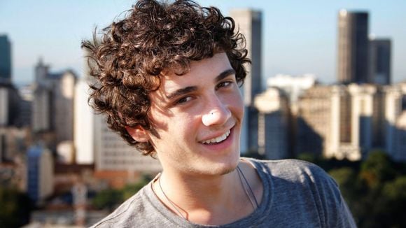 'Me entreguei': Há 13 anos, esse ator de 'Malhação' foi demitido da Globo após rejeição por relação polêmica com Alice Wegmann e acabou substituído às pressas