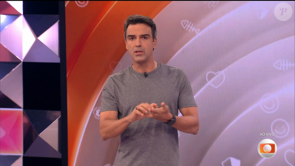 Tadeu Schmidt foi acusado por internautas de ser parcial no comando do 'BBB 26' e destratar Ana Paula Renault