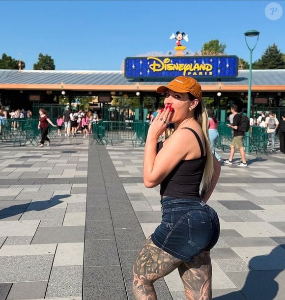 Uma das principais mudanças de Andressa Urach aconteceu nos últimos dias, em uma viagem a Paris