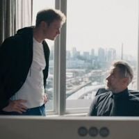 Leonardo vira homem em 'Três Graças'? Prisão de Viviane provoca confronto e faz playboy cuspir na cara de rival