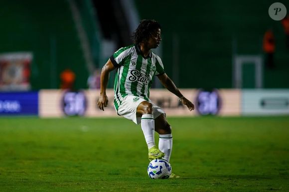 Suspeita de manipulação de resultado reacende debate sobre os riscos das apostas esportivas no futebol brasileiro.