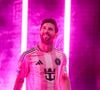 O visual 'Pantera Cor-de-Rosa' do novo lançamento da Nike já desperta comparações com uma das maiores tendências do futebol mundial